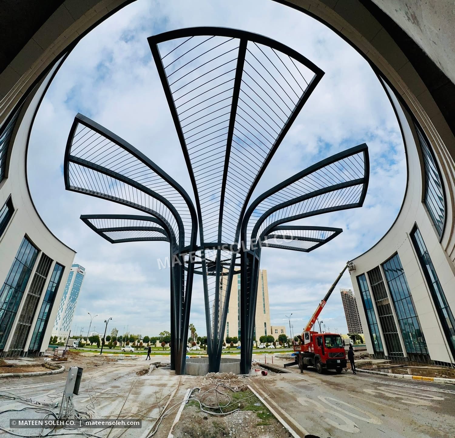Curved steel geometry on site